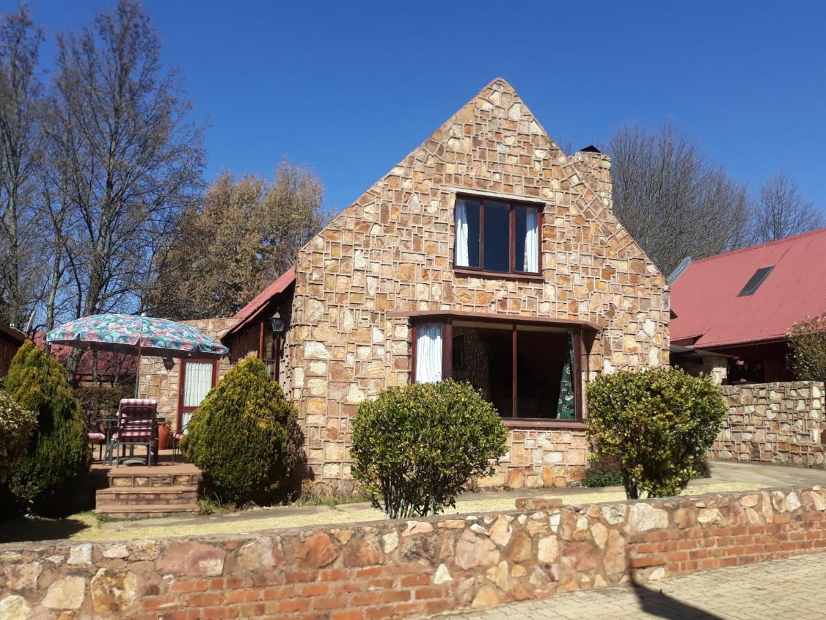 Marigold'S 37 Critchley Common Villa Dullstroom Exterior photo